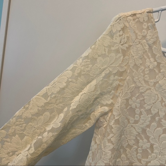 American Eagle Lace Top - Picture 7 of 7